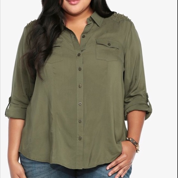torrid Tops - 🆕 Torrid army/olive green challis studded